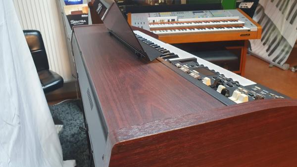 Roland Atelier AT-75